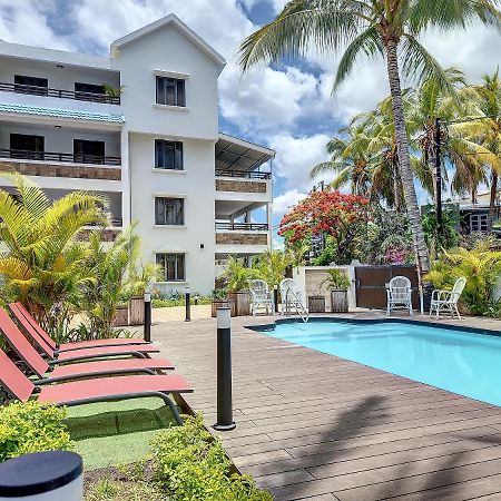 Sunkissed - Brand New Beach Apartment Located 50M From Beach Flic-en-Flacq Exterior foto