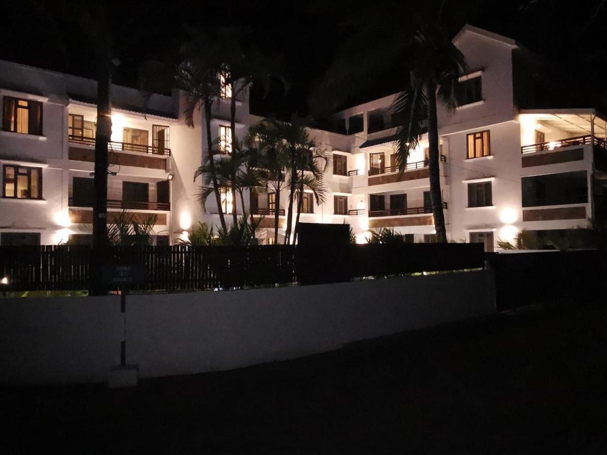 Sunkissed - Brand New Beach Apartment Located 50M From Beach Flic-en-Flacq Exterior foto